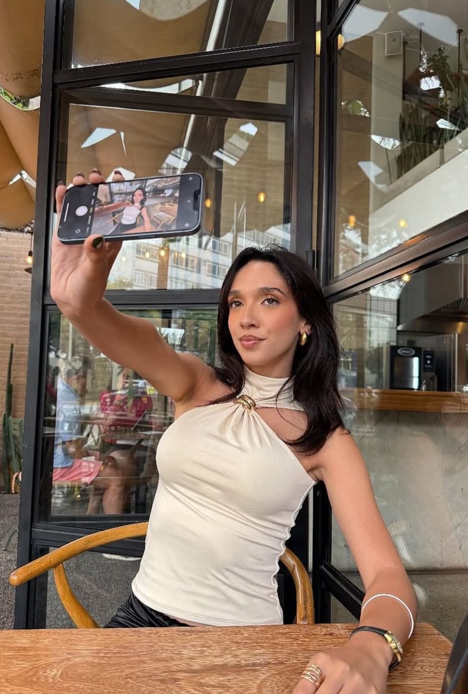 TOP ANABELLA